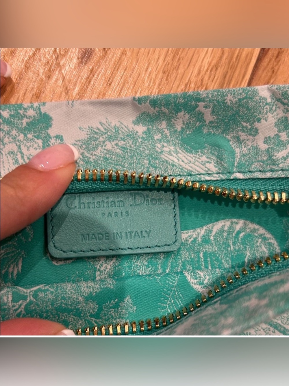 Dior Pouch - Picture 2 of 4